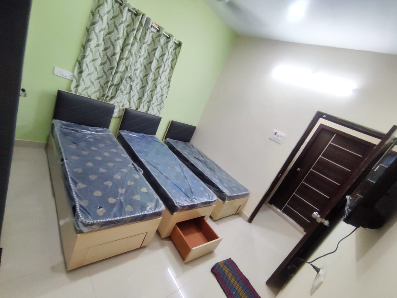 Hostel Image 2